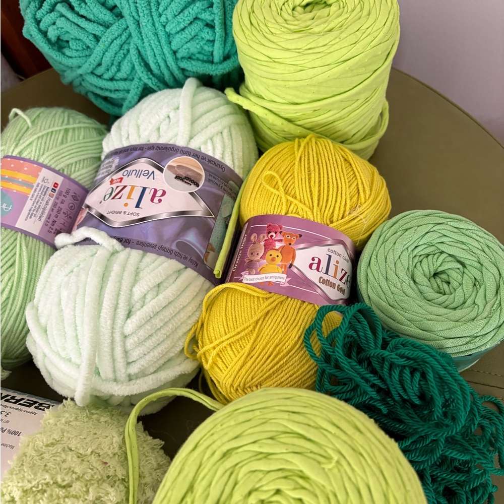 Assorted Green Yarn Collection - Picture 2 of 3